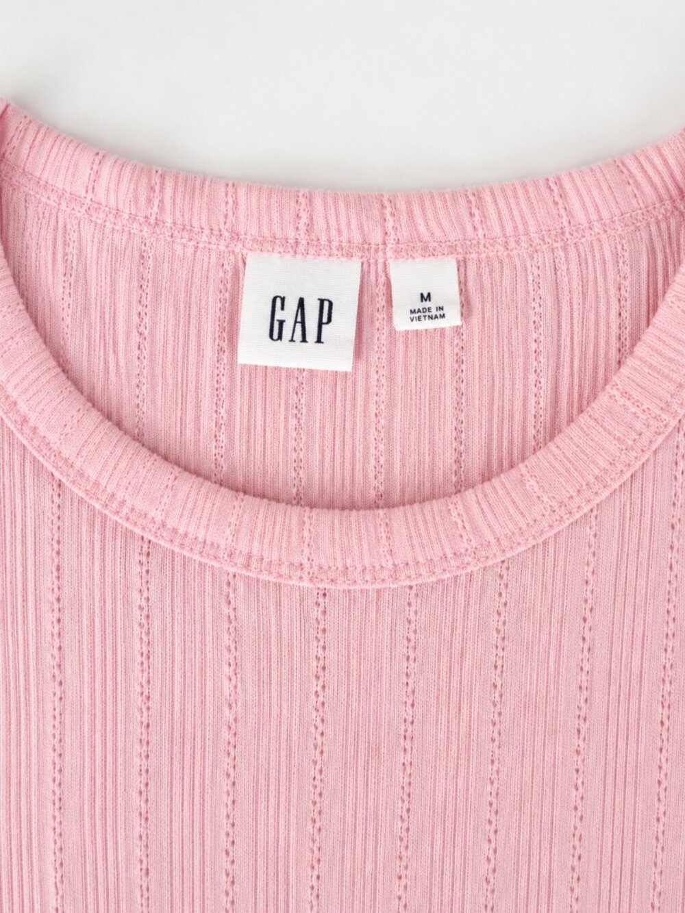 GAP Pink Pointelle Ribbed Short Sleeve Tee – Size Medium - Picture 4 of 6
